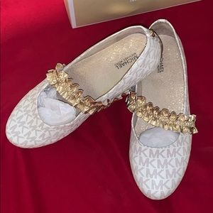 MICHAEL KORS ROVER RUFF ✨